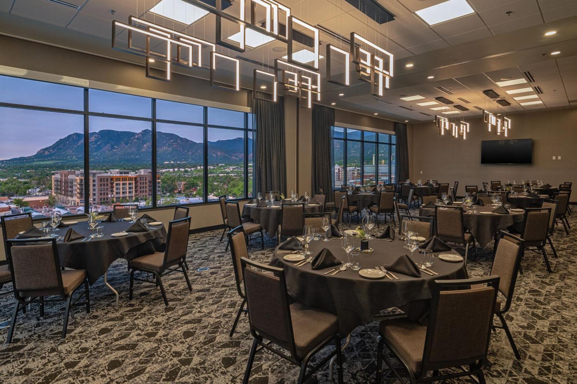 Hotel Element Colorado Springs Downtown Zewnętrze zdjęcie